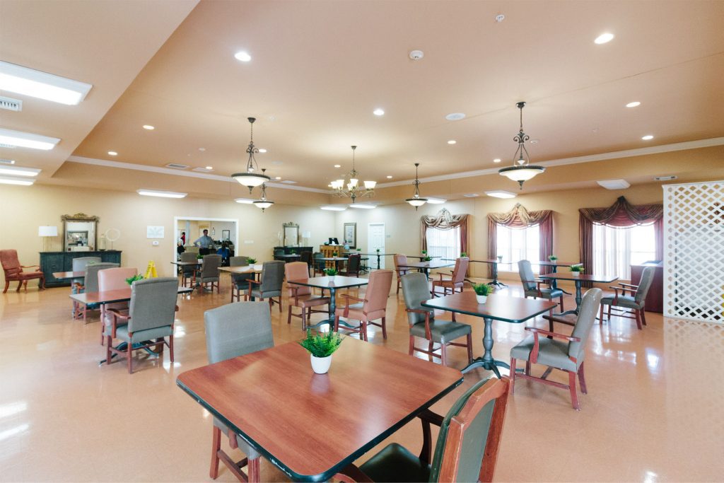 Dining room in Edgewood Health and Rehab, a skilled nursing facility